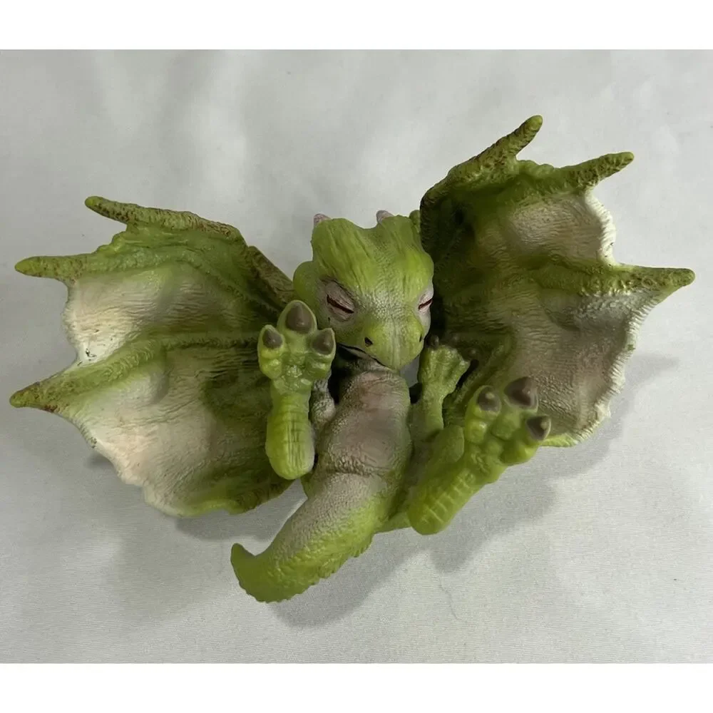 Schliech Dragons Baby Nugur Green Figure Crystal Rare Fantasy UEC